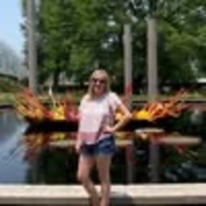Meet your Posher, Jenna
